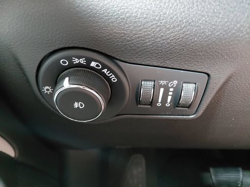 Used 2024 Jeep Compass Limited AWD/4WD image 36