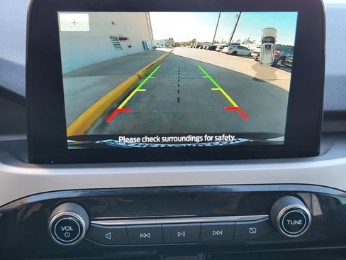 Certified 2022 Ford Escape SE image 16