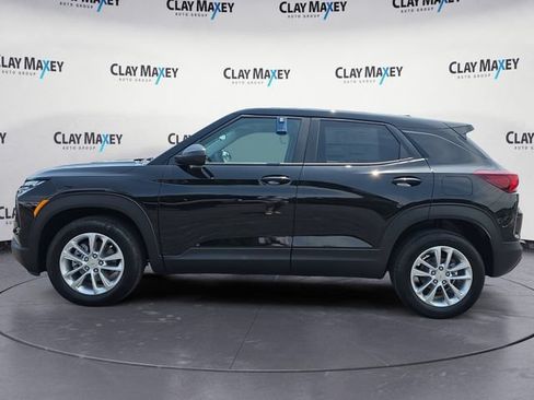 New 2026 Chevrolet TrailBlazer LS w/ LS Convenience Package FWD image 2