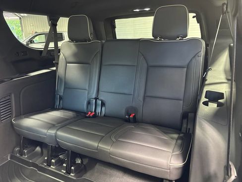 Used 2022 GMC Yukon XL SLT w/ SLT Premium Package AWD/4WD image 55