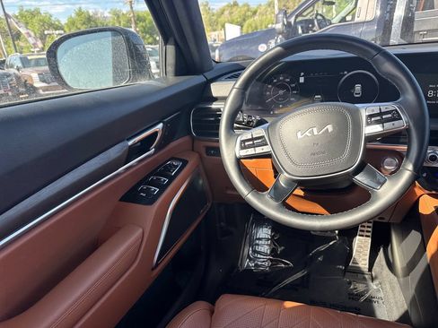 Used 2023 Kia Telluride SX Prestige X-Line AWD/4WD image 19