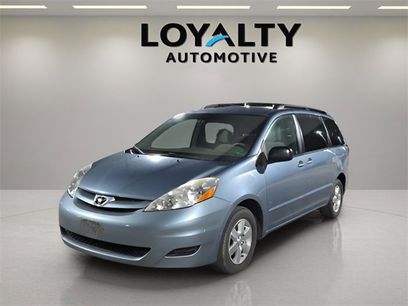 Used 2010 Toyota Sienna LE