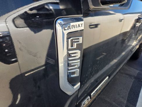 Used 2019 Ford F350 Lariat w/ Lariat Ultimate Package AWD/4WD image 5