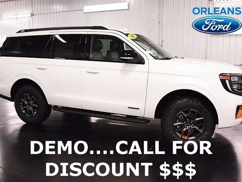 New 2025 Ford Expedition Tremor image 8