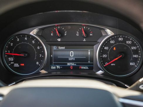 Used 2023 Chevrolet Equinox LT FWD image 24