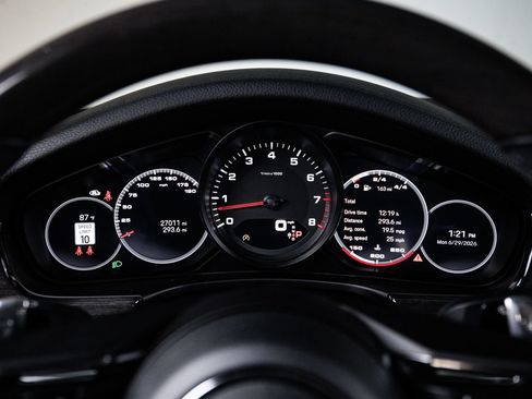 Certified 2023 Porsche Panamera Platinum Edition RWD image 15