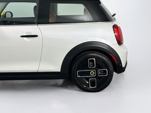Used 2023 MINI Cooper SE FWD image 42