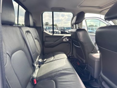 Used 2020 Nissan Frontier PRO-4X AWD/4WD image 13