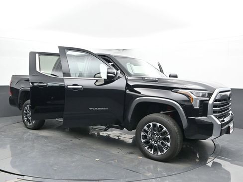 Used 2025 Toyota Tundra Limited image 61