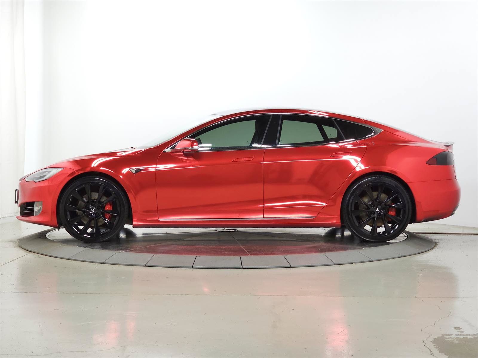 Used 2020 Tesla Model S Performance AWD/4WD image 4