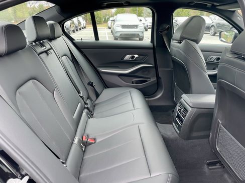 Used 2023 BMW 330i xDrive 330i xDrive w/ Driving Assistance Package image 31