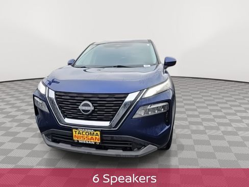 Used 2023 Nissan Rogue SV image 3