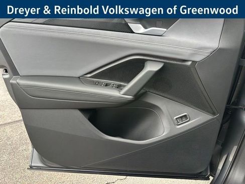 New 2026 Volkswagen Tiguan SE image 24