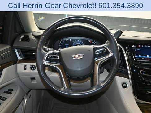 Used 2019 Cadillac Escalade Premium Luxury AWD/4WD image 29