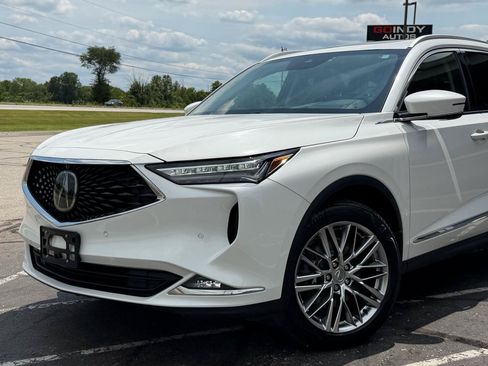 Used 2023 Acura MDX SH-AWD w/ Advance Package image 2