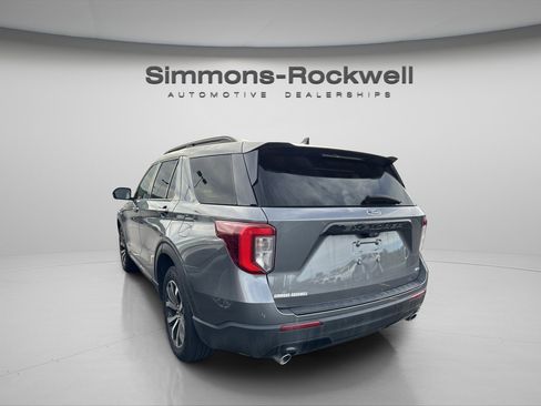 Used 2023 Ford Explorer ST-Line image 6