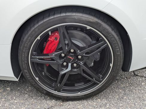 Used 2023 Chevrolet Corvette Stingray Premium Cpe w/ Battery Protection Package RWD image 25