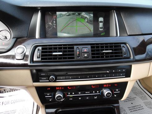Used 2014 BMW 528i xDrive Sedan image 14