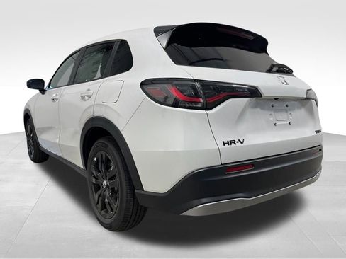 New 2026 Honda HR-V Sport image 3