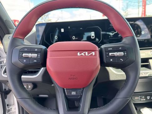 New 2026 Kia K4 GT-Line image 25