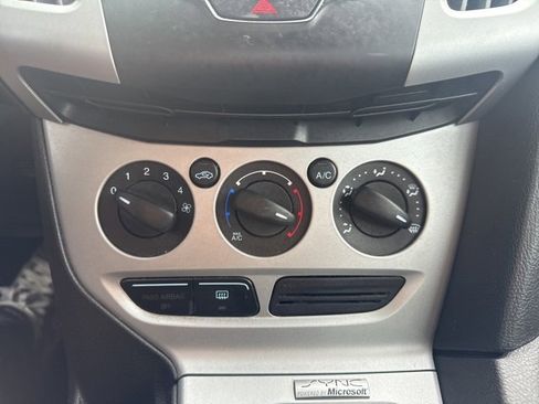 Used 2013 Ford Focus SE image 14