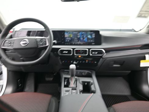 New 2026 Nissan Sentra SR FWD image 27