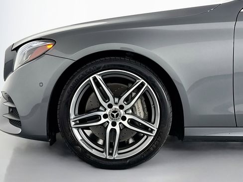 Used 2019 Mercedes-Benz E 300 image 9