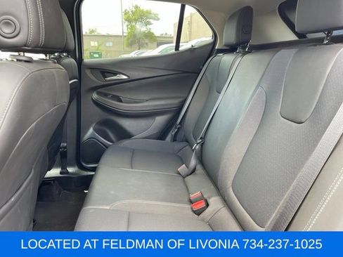 Used 2023 Buick Encore GX Preferred w/ Cold Weather Comfort Package FWD image 9