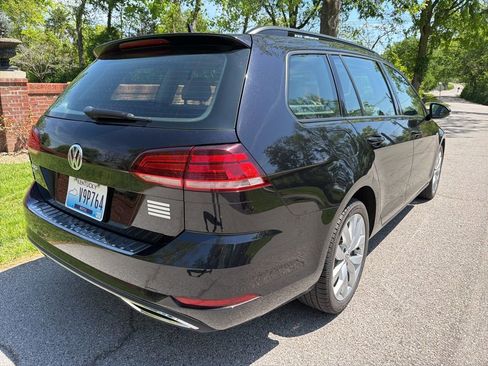 Used 2019 Volkswagen Golf SE FWD image 8