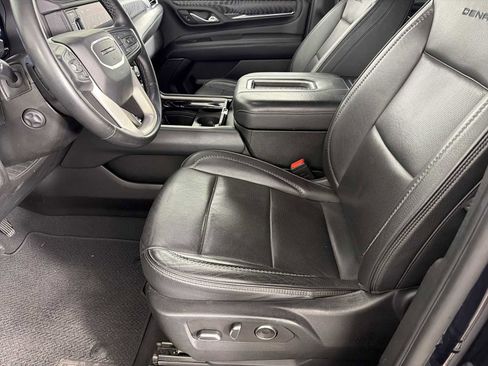 Used 2023 GMC Yukon Denali AWD/4WD image 7