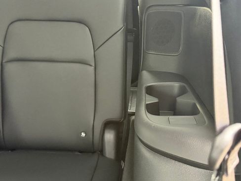 New 2026 Nissan Pathfinder Platinum image 21