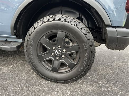 Used 2023 Ford Bronco Black Diamond AWD/4WD image 12