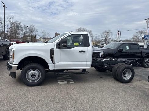 New 2026 Ford F350 XL w/ XL Chrome Package AWD/4WD image 31