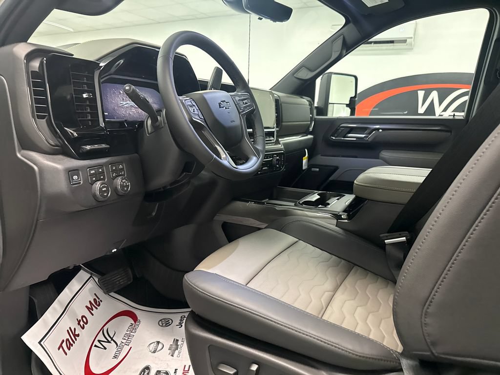 New 2026 Chevrolet Silverado 2500 ZR2 AWD/4WD image 12