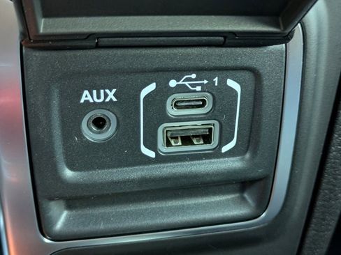 New 2025 Jeep Gladiator Sport image 19