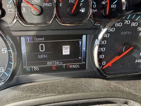Used 2018 Chevrolet Tahoe Premier AWD/4WD image 4