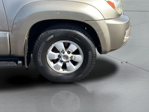 Used 2008 Toyota 4Runner SR5 RWD image 34