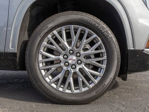 Used 2025 GMC Acadia Denali w/ LPO, Floor Liner Package image 13