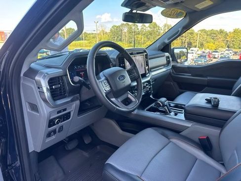 Used 2025 Ford F150 Lariat w/ Equipment Group 501A Mid AWD/4WD image 10