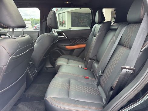 Used 2022 Mitsubishi Outlander SEL AWD/4WD image 38