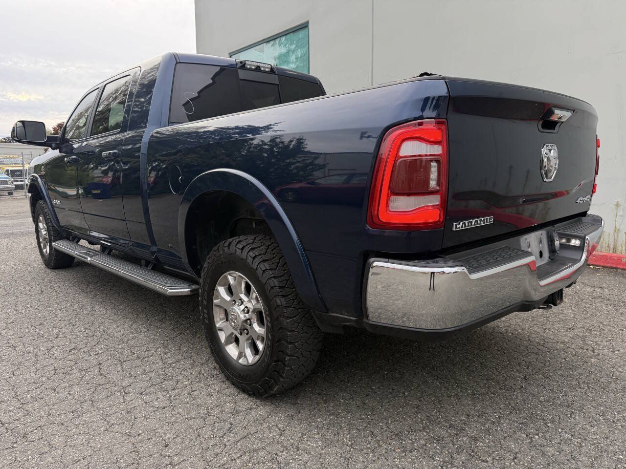 Used 2019 RAM 2500 Laramie AWD/4WD image 4