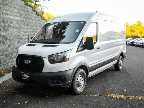 Used 2023 Ford Transit 250 Medium Roof AWD w/ Load Area Protection Package image 10