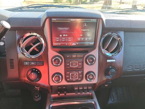 Used 2013 Ford F250 Lariat w/ Lariat Ultimate Pkg image 31