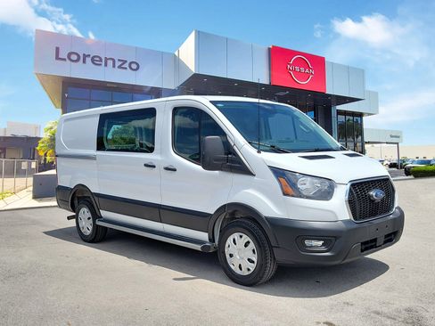 Used 2025 Ford Transit 250 Low Roof w/ Exterior Upgrade Package RWD image 3