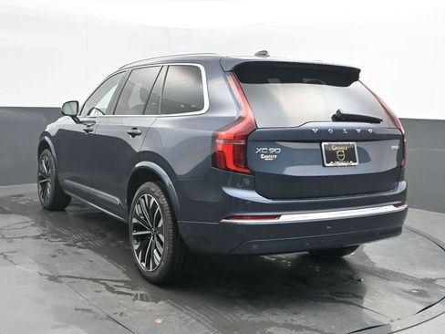 New 2026 Volvo XC90 B5 Core AWD/4WD image 3