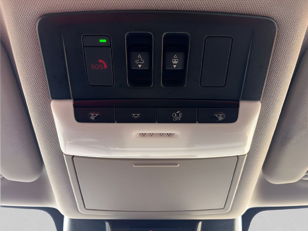 Used 2023 Nissan Rogue SV w/ SV Premium B Package FWD image 28