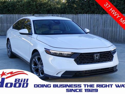 Used 2023 Honda Accord EX image 1