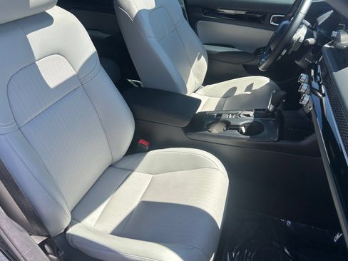 Certified 2025 Honda Civic Sport Touring image 12