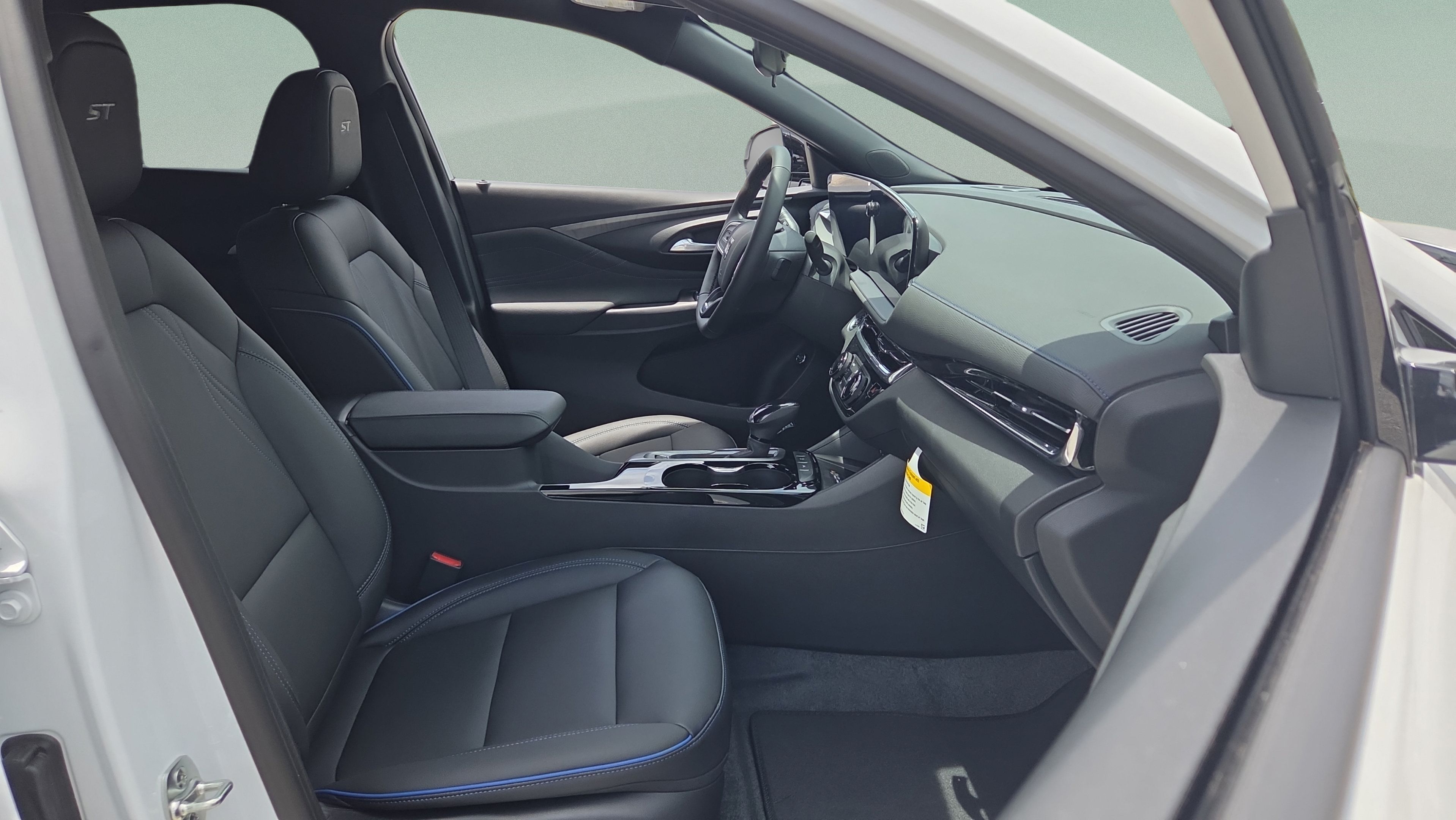 New 2026 Buick Envista Sport Touring w/ Convenience I Package FWD image 15