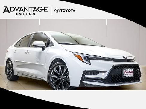 Used 2024 Toyota Corolla XSE FWD image 1